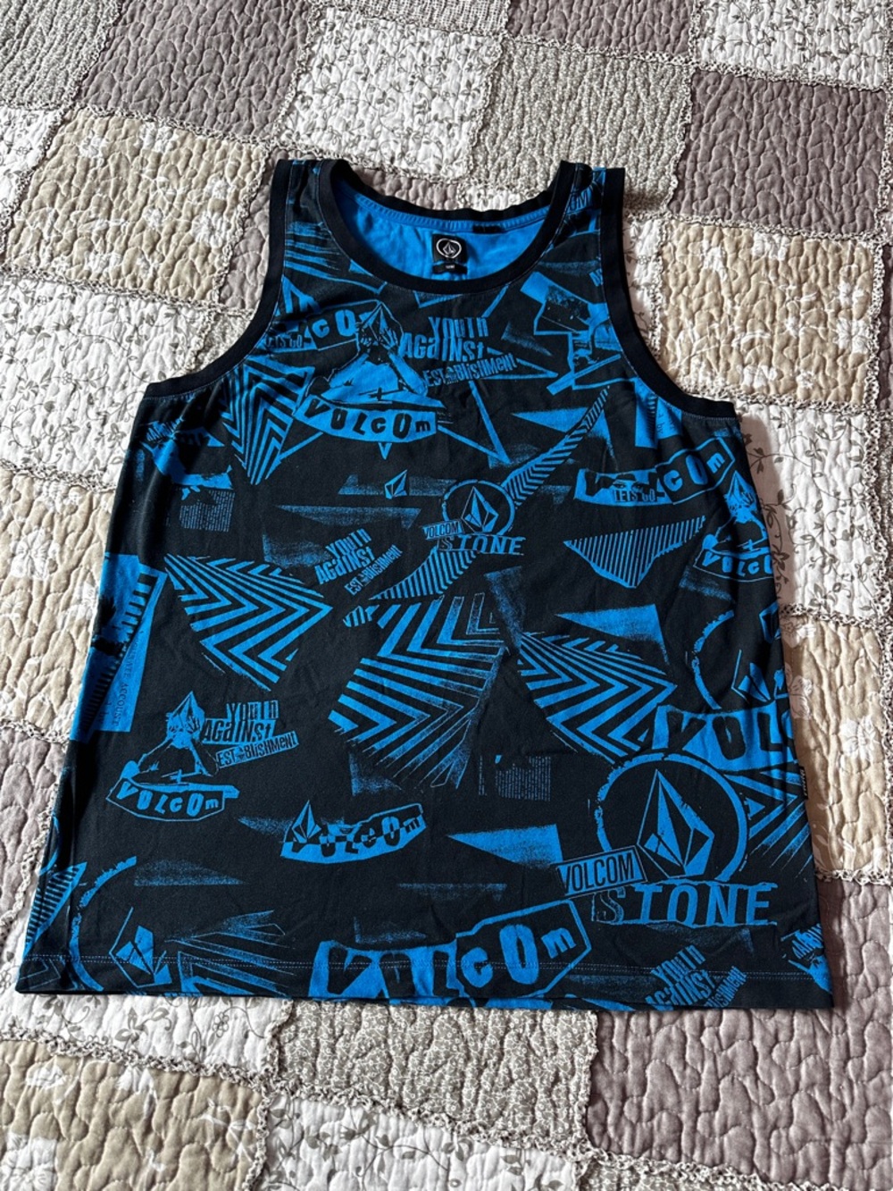 Volcom Black and Blue Logo Graphic Tank Mens Medium